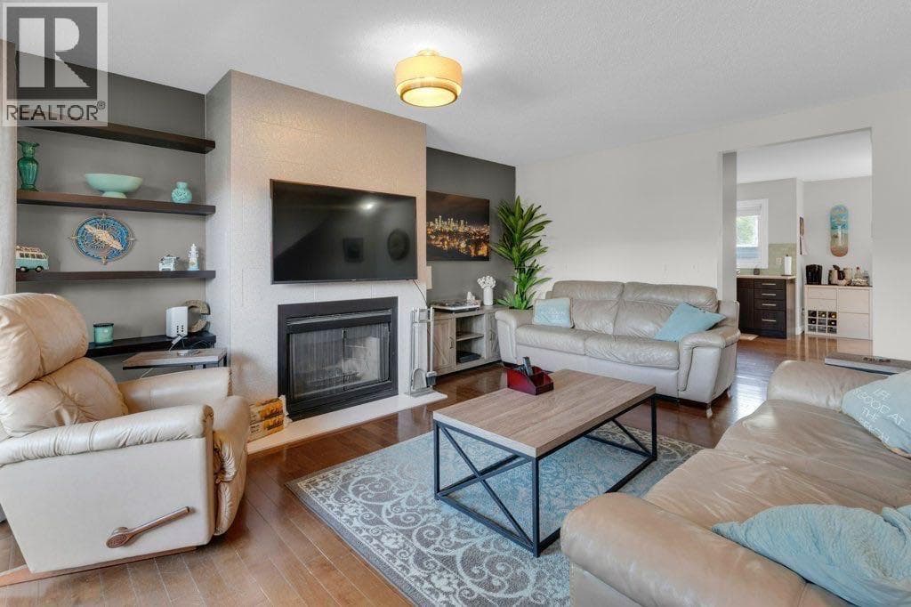 3528 20 Street SW — photo 4