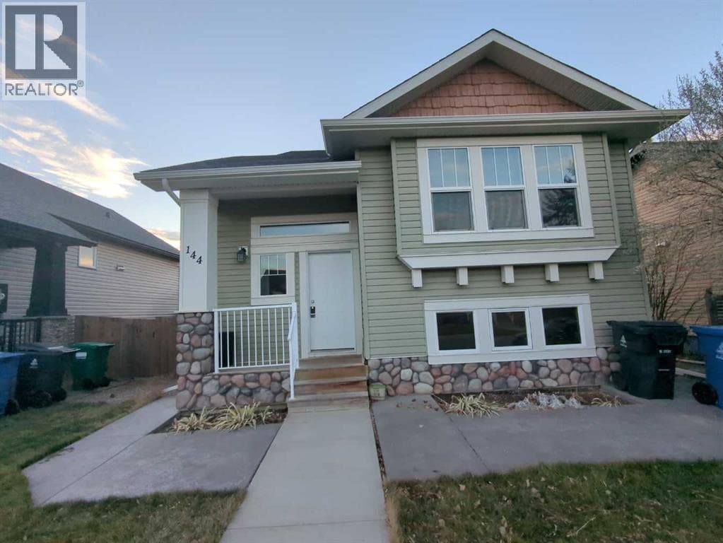 144 Mt Sundial Court W
