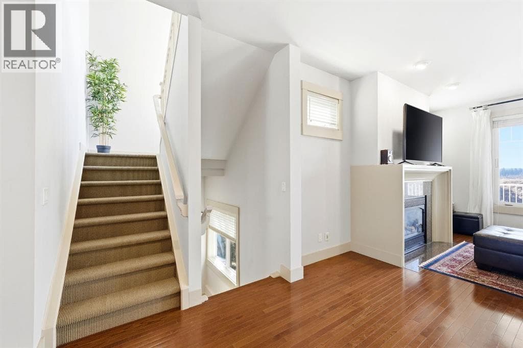 243 Whispering Water Way — photo 4