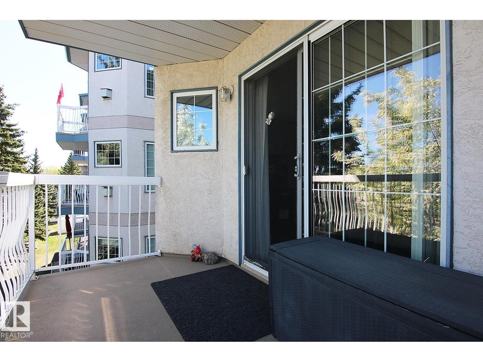 #308 17150 94A AV NW — photo 4