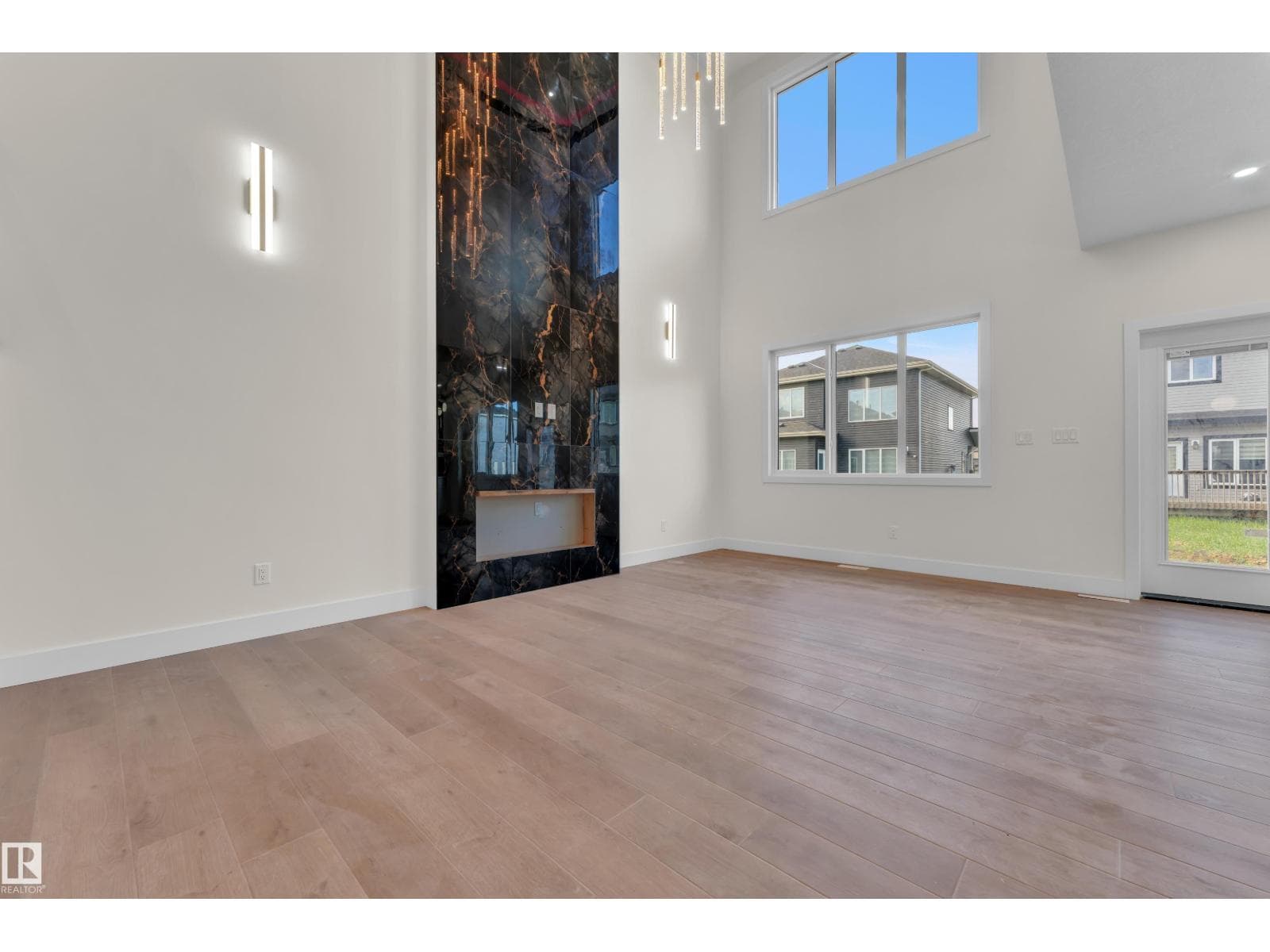 3602 44 AV — photo 5