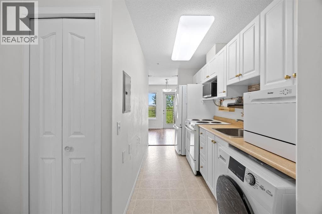 325, 5000 Somervale Court SW — photo 4