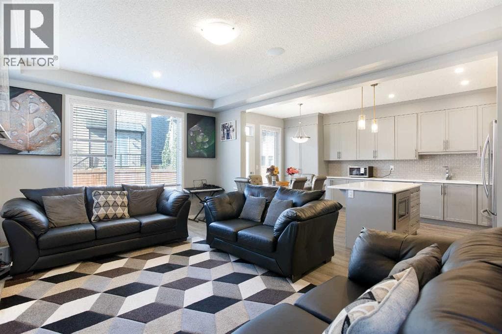 158 Osborne Common SW — photo 5
