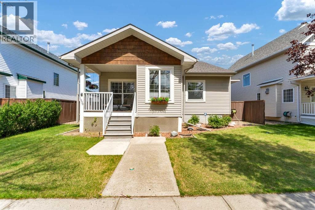 1030 5 Street SE — photo 3