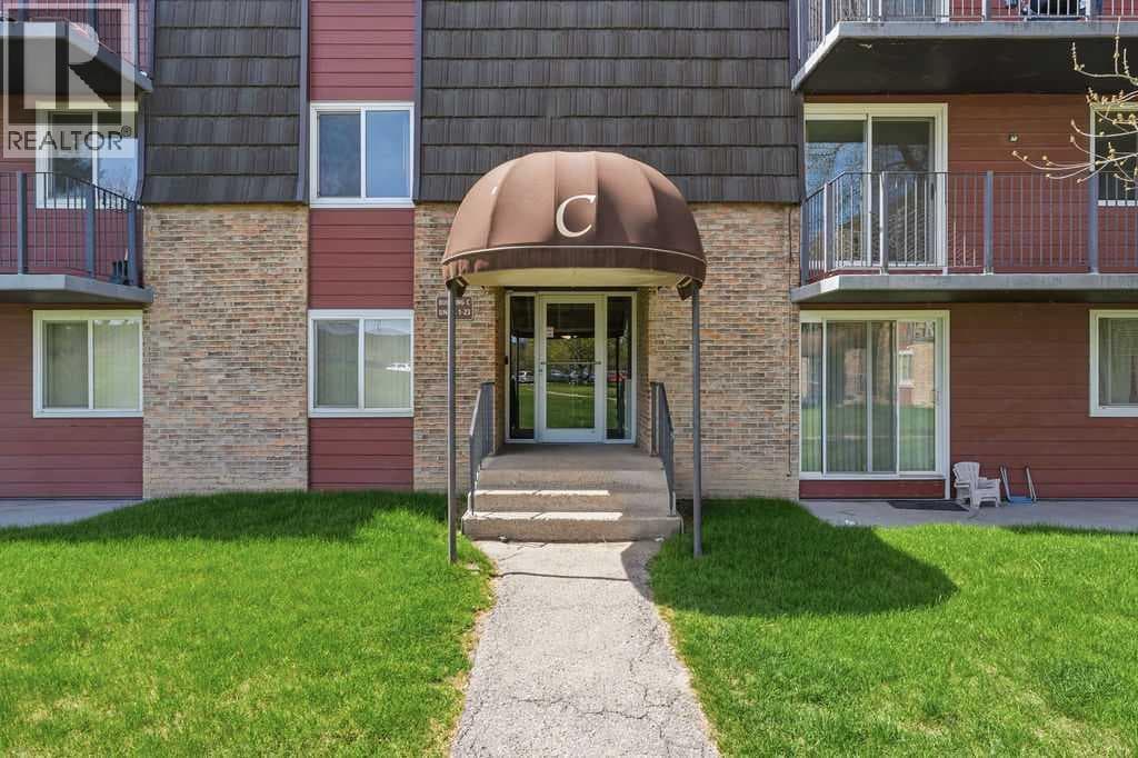 8C, 80 Galbraith Drive SW — photo 3