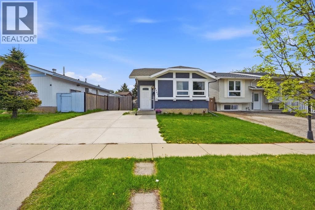 6907 4 Avenue NE — photo 4