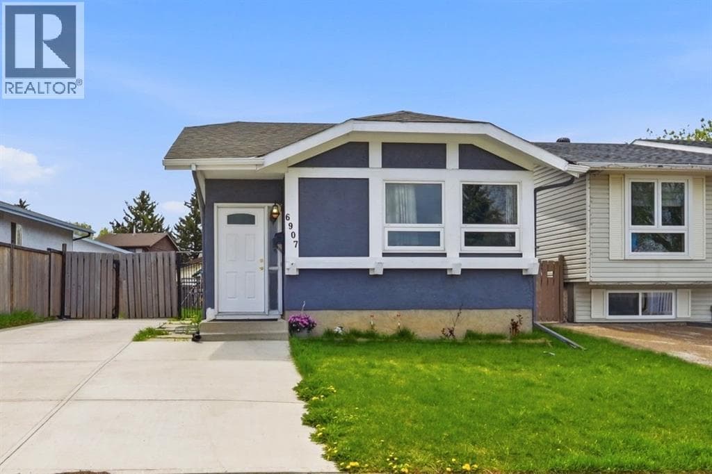 6907 4 Avenue NE — photo 3