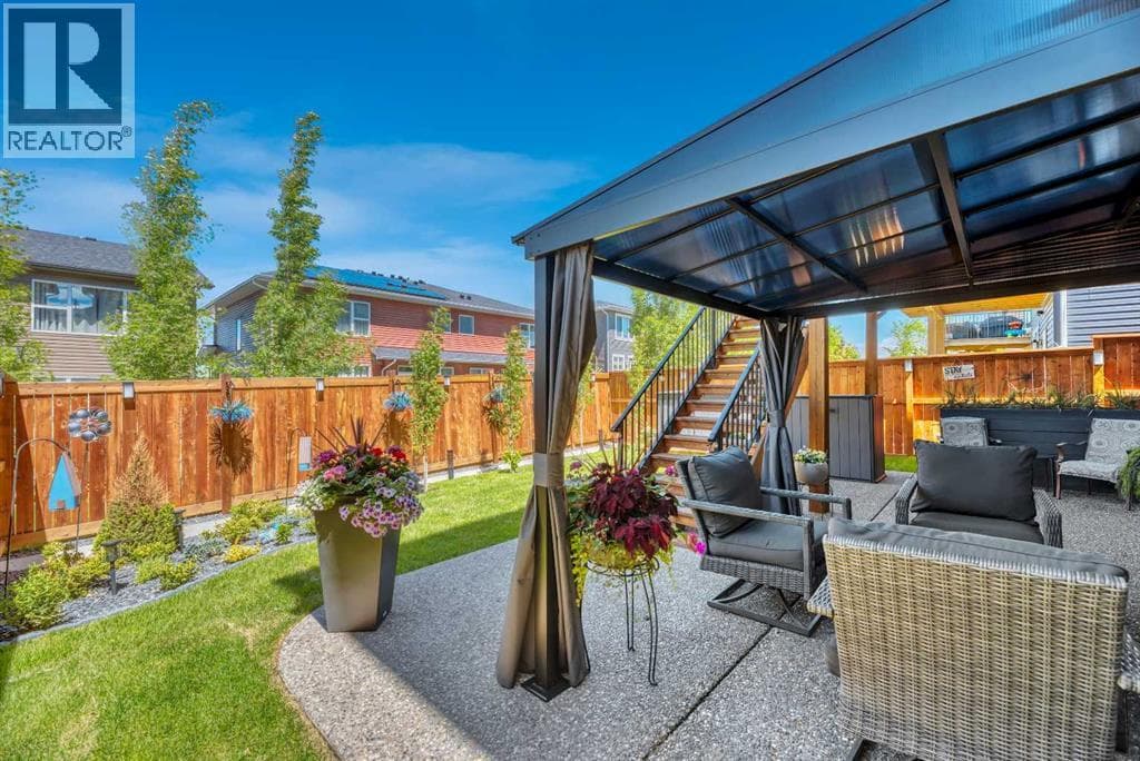 19 Crestbrook Link SW — photo 3