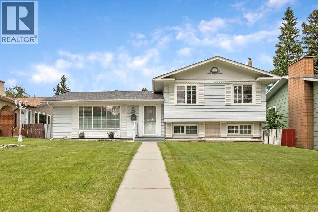 1112 Lake Sylvan Place SE