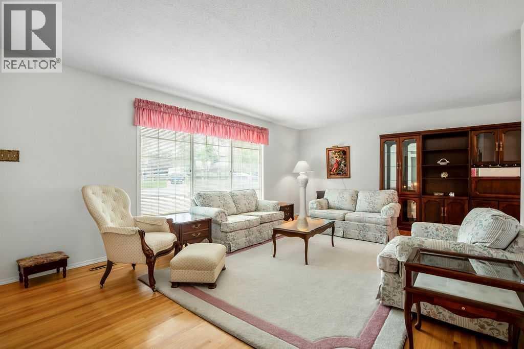 1112 Lake Sylvan Place SE — photo 5
