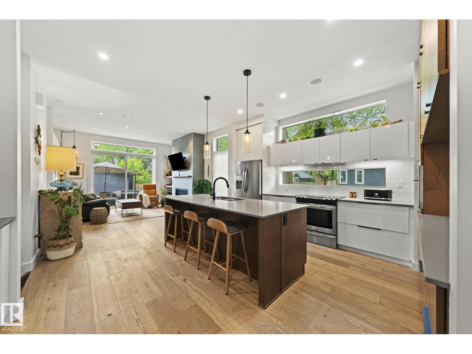 14379 92A AV NW — photo 5