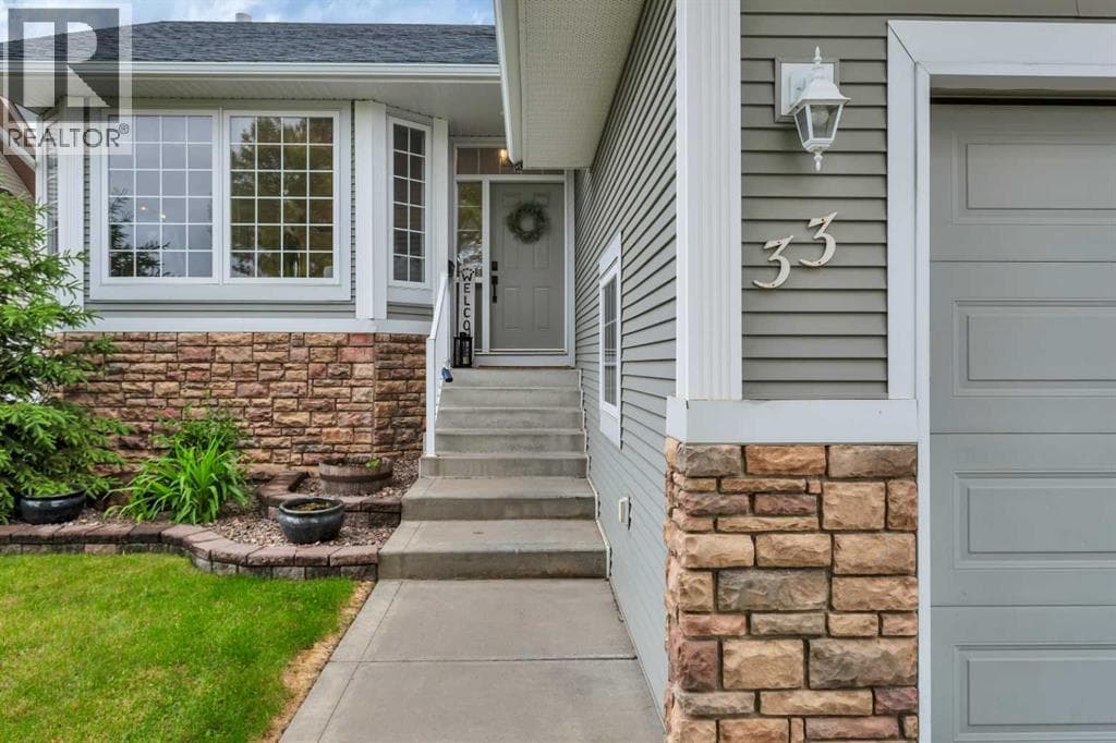 33 Walker Boulevard — photo 4