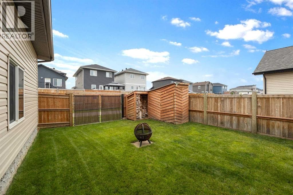 125 Beardsley Crescent — photo 5