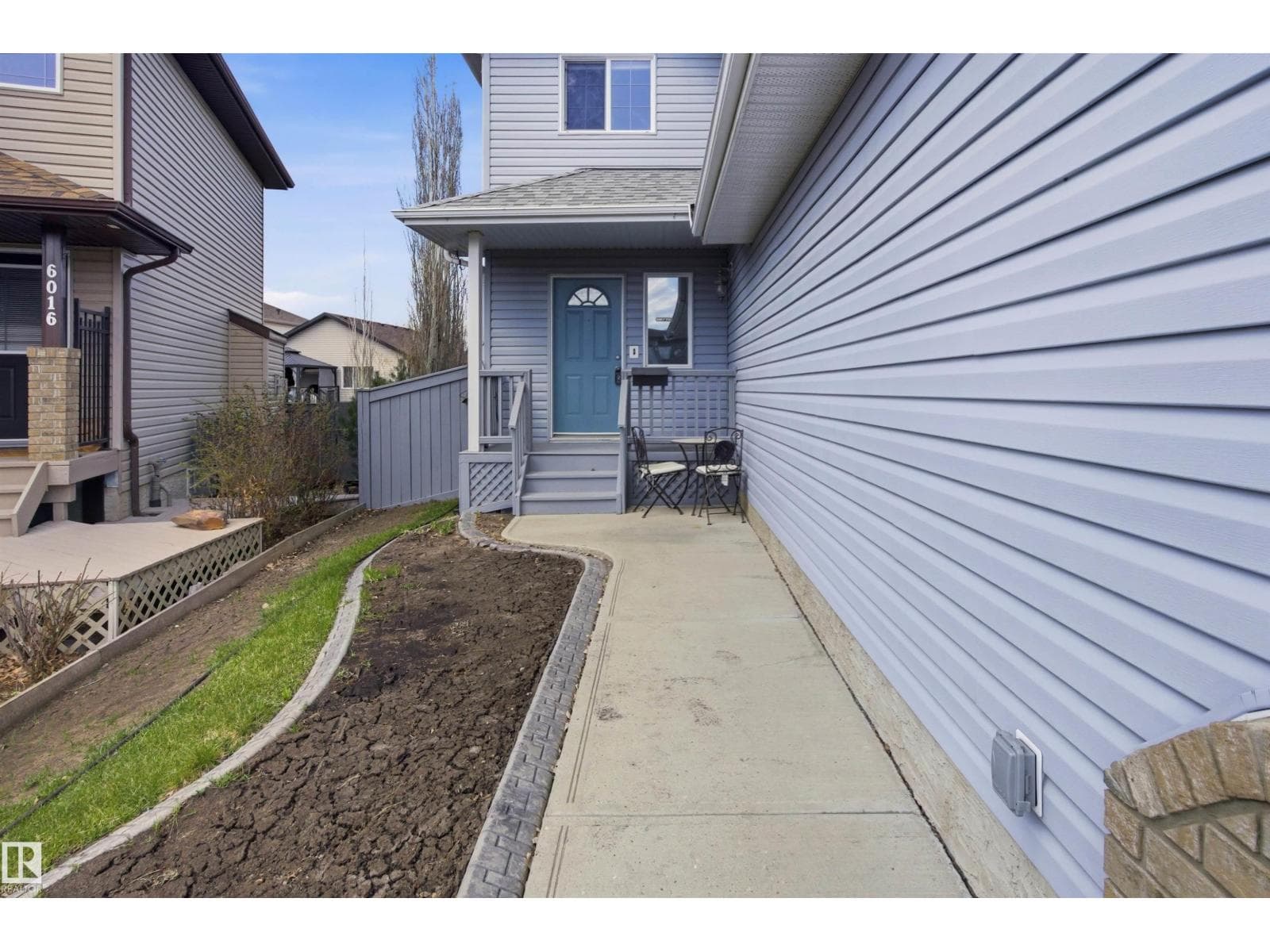 6014 48 AV — photo 4