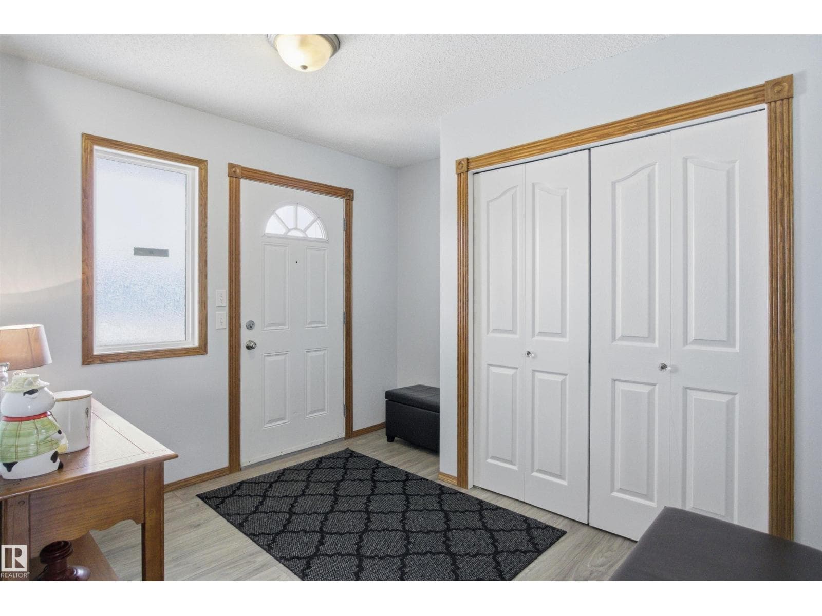 6014 48 AV — photo 5