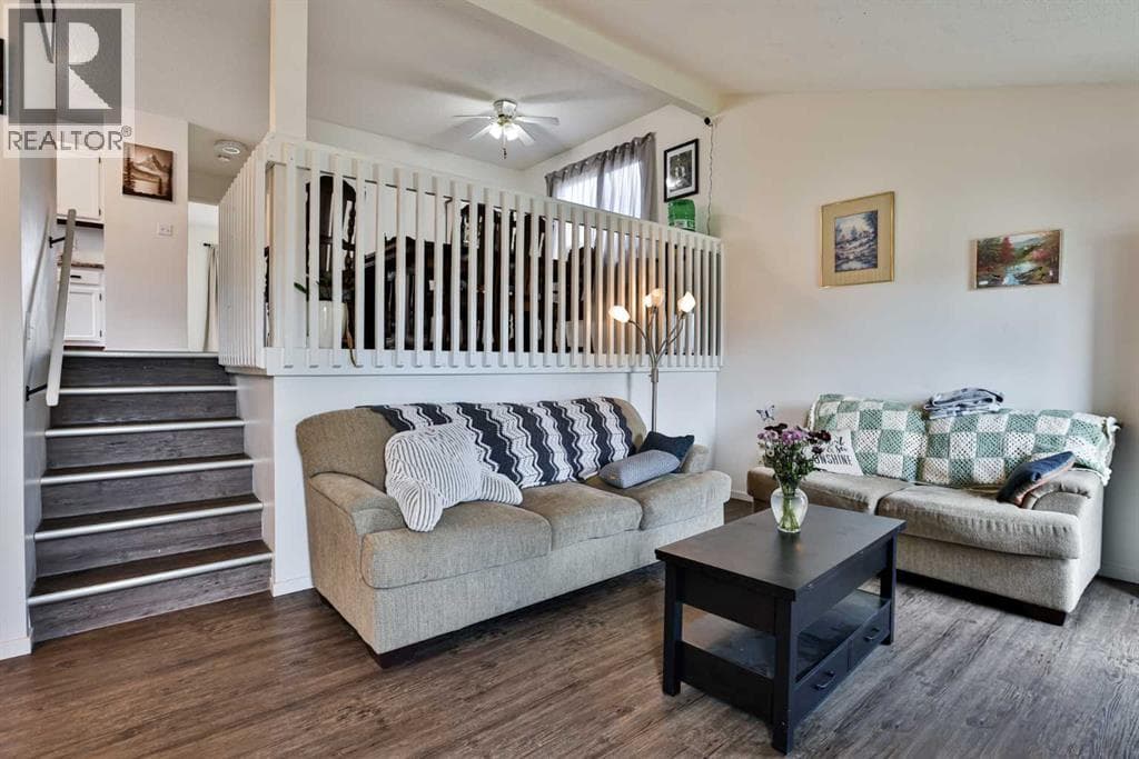 65 Princeton Crescent W — photo 4