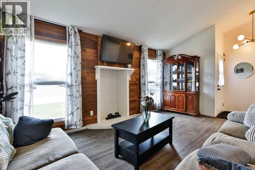 65 Princeton Crescent W — photo 5