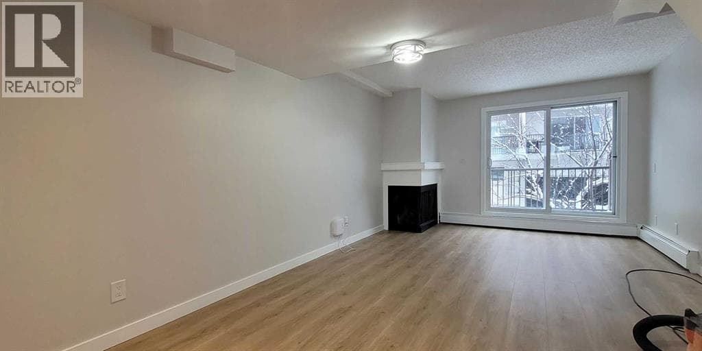 29, 2400 15 Street SW — photo 5