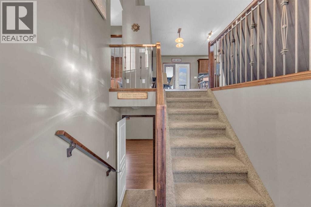 72 Rozier Close — photo 5