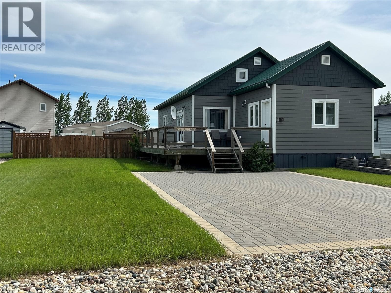 20 Harbour View DRIVE