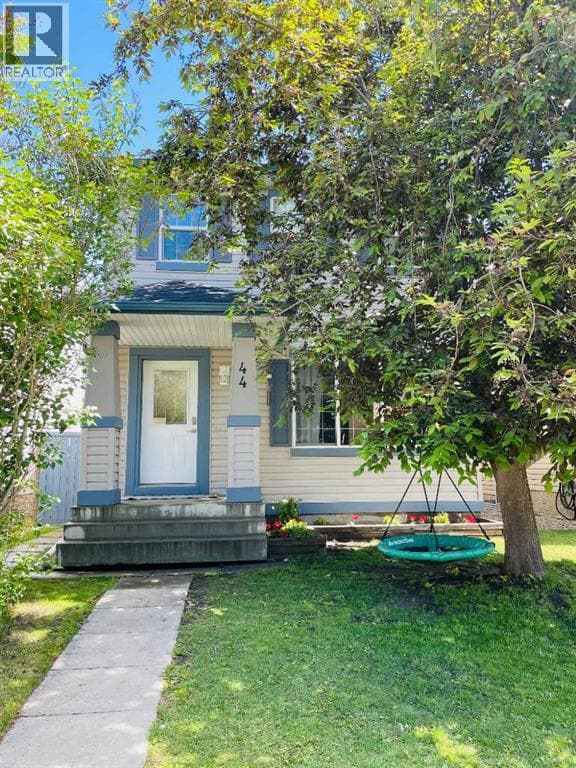 44 Everridge Way SW