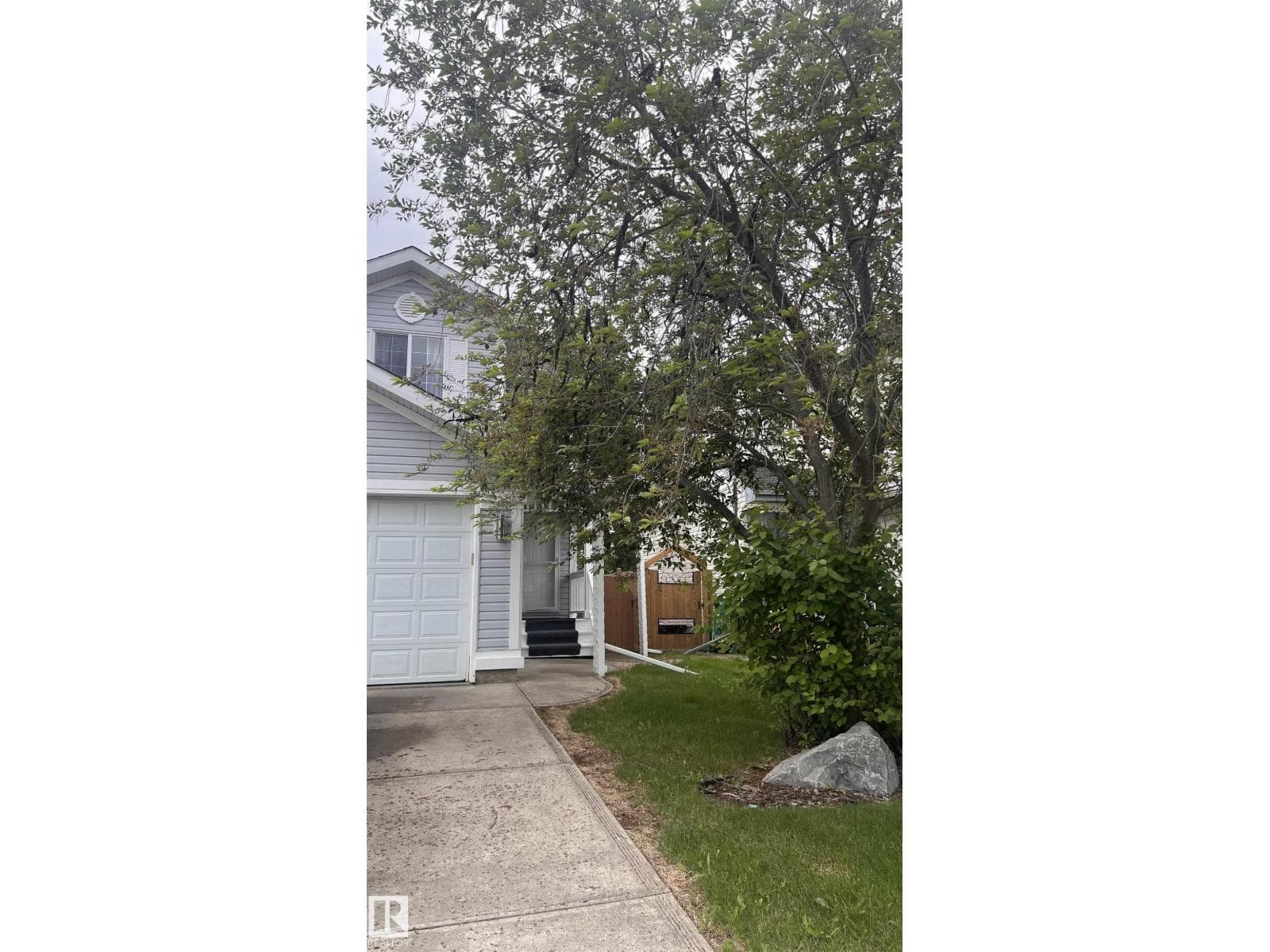 7 DOUCETTE PL — photo 2