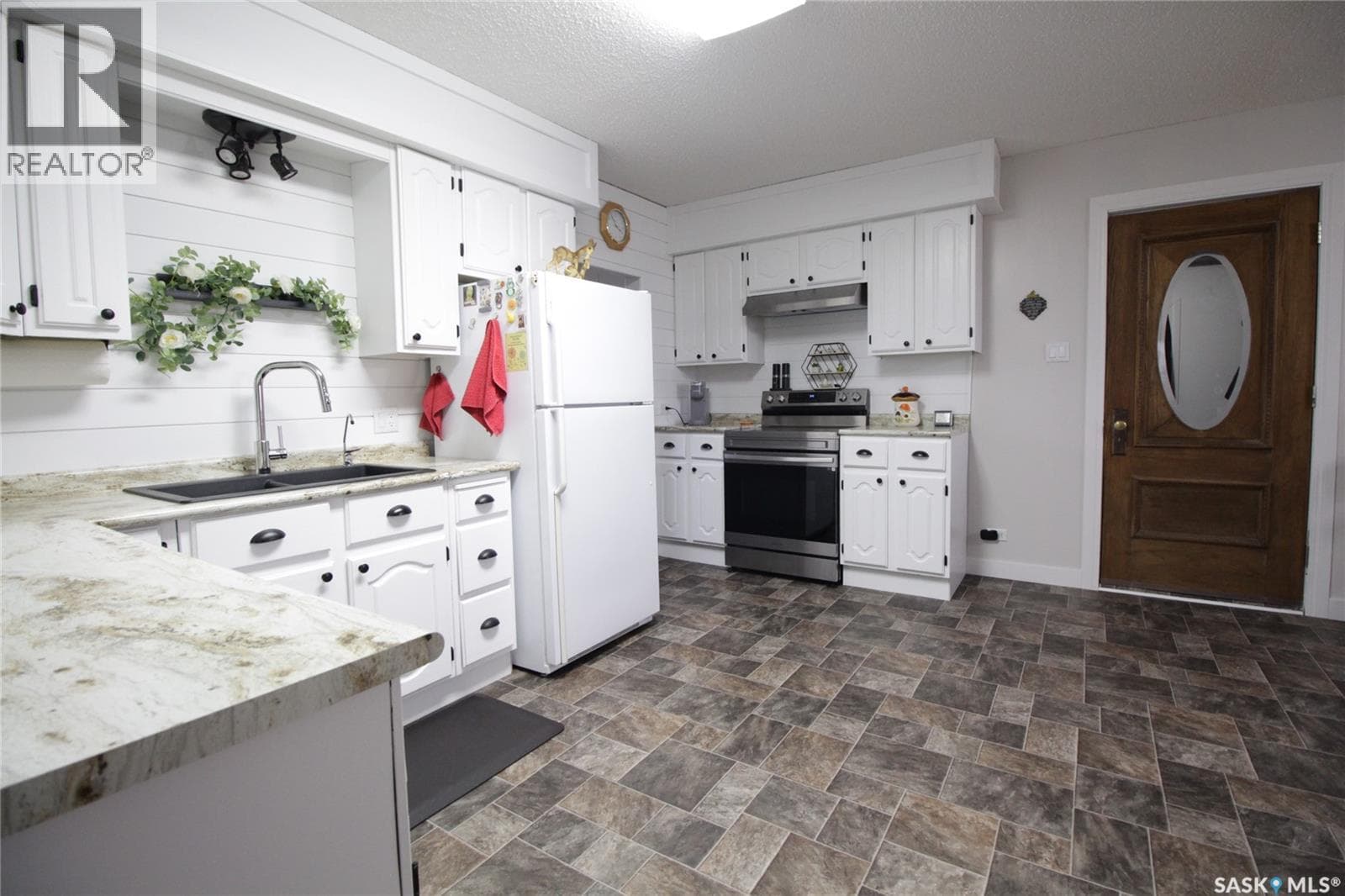 Selby Acreage — photo 3