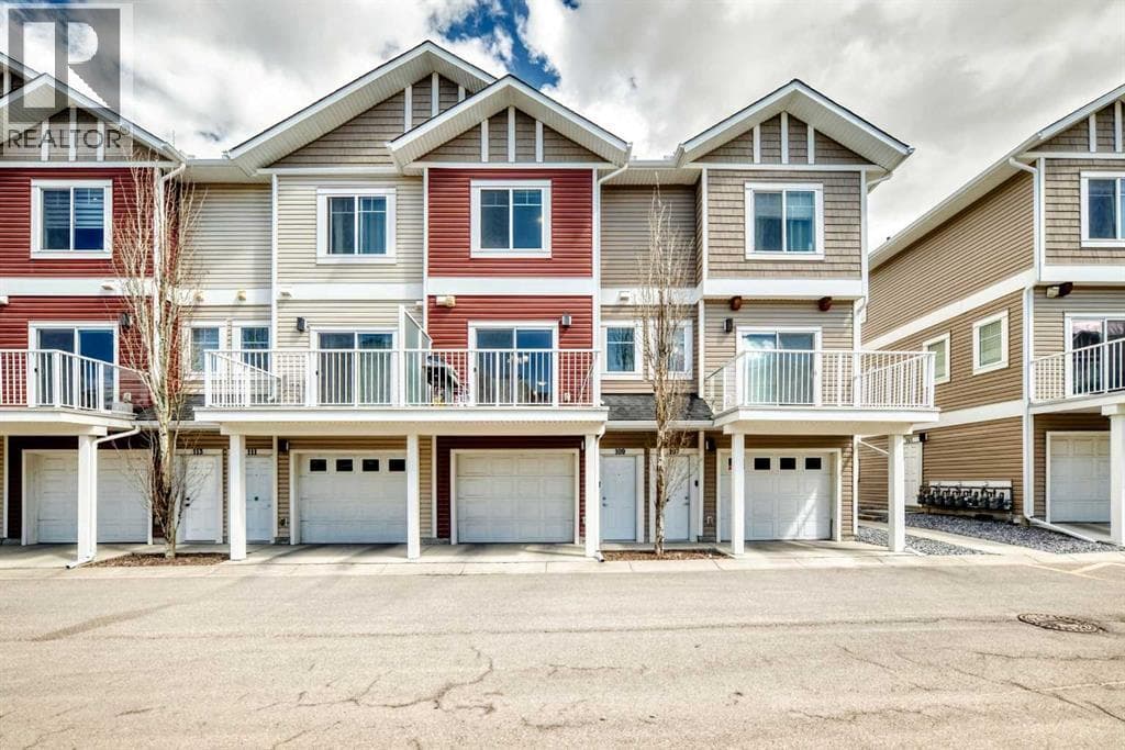 109 Redstone Circle NE — photo 2