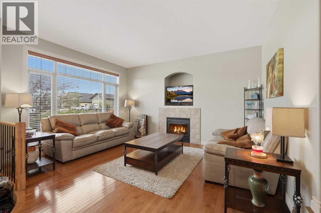 40 Emily Crescent — photo 3