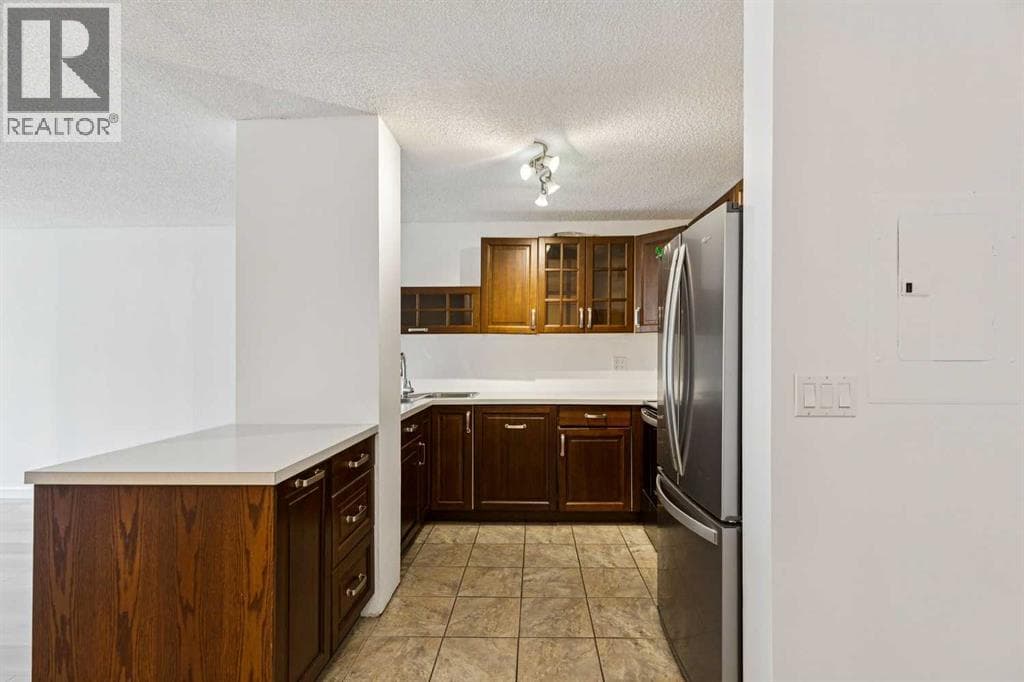 306, 220 13 Avenue SW — photo 4