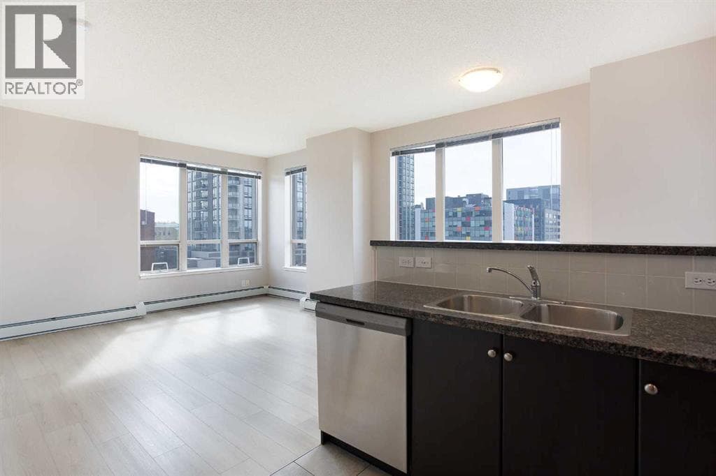 515, 1053 10 Street SW — photo 5