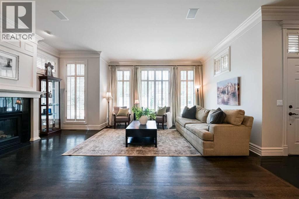 3608 2 Street SW — photo 3