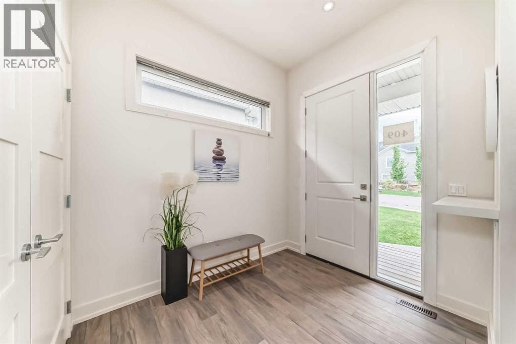 409 Edward Avenue NW — photo 2
