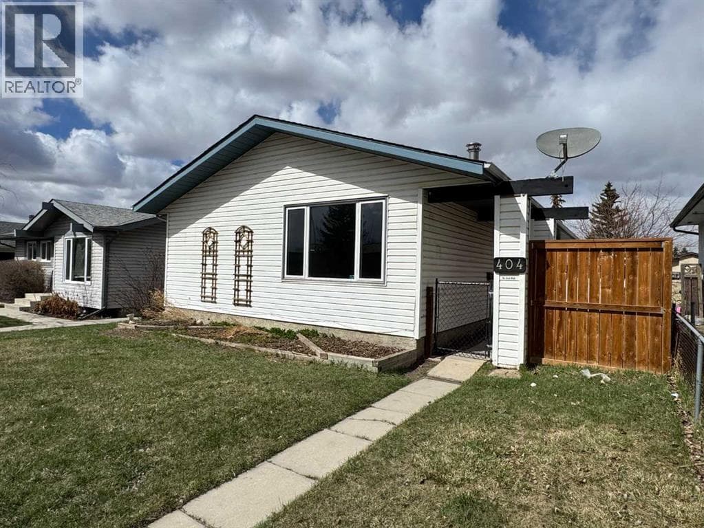 404 Acacia Drive SE