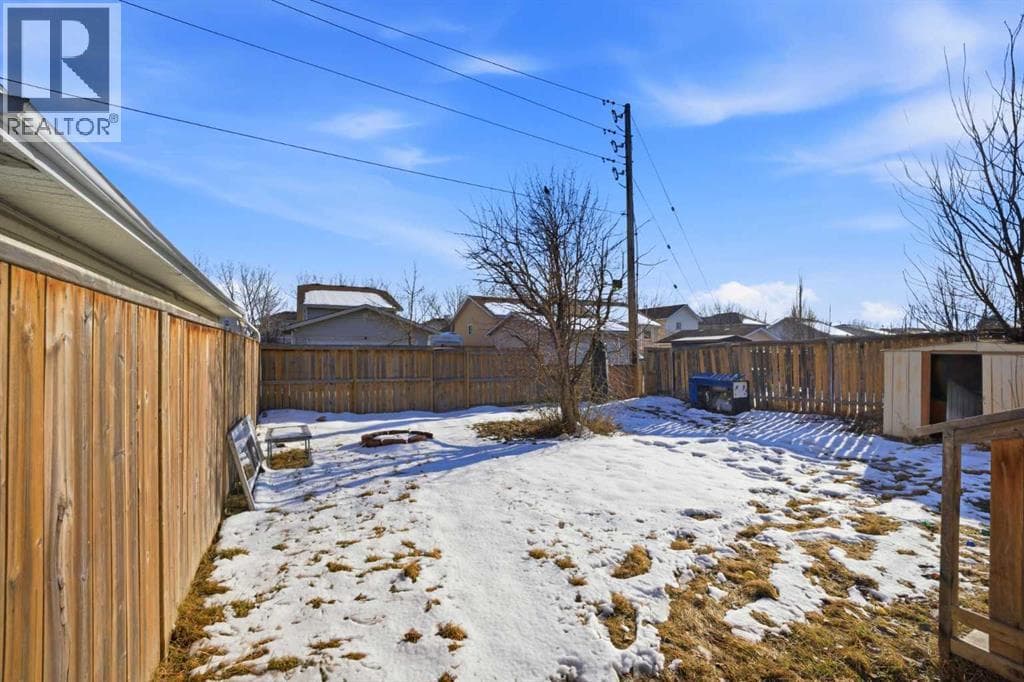 19 Appletree Close SE — photo 4