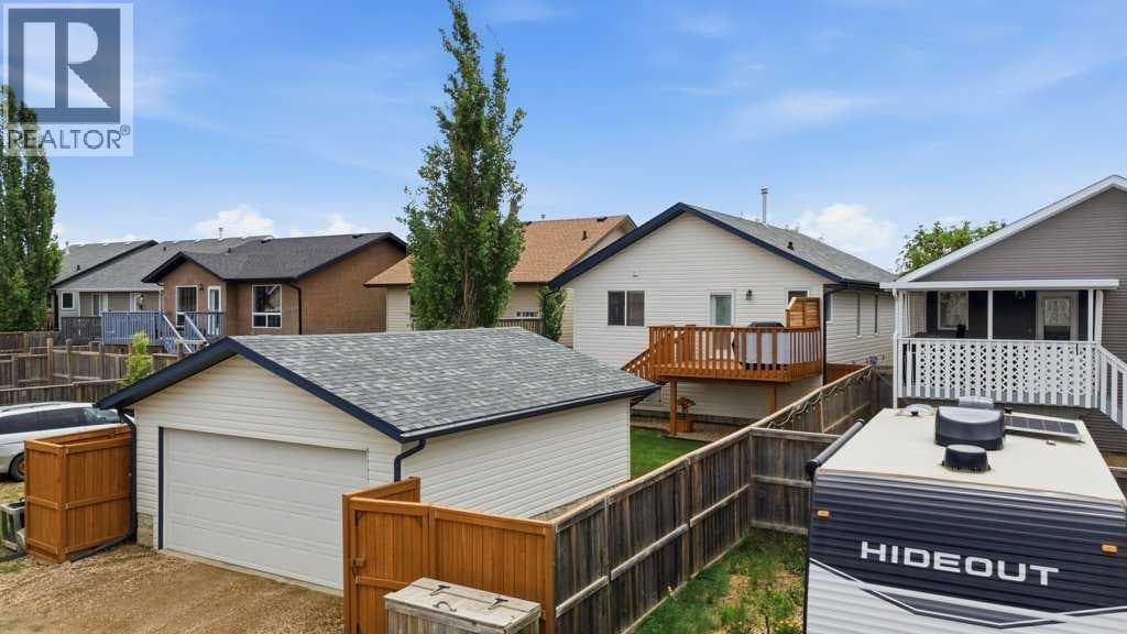300 Lancaster Drive — photo 4