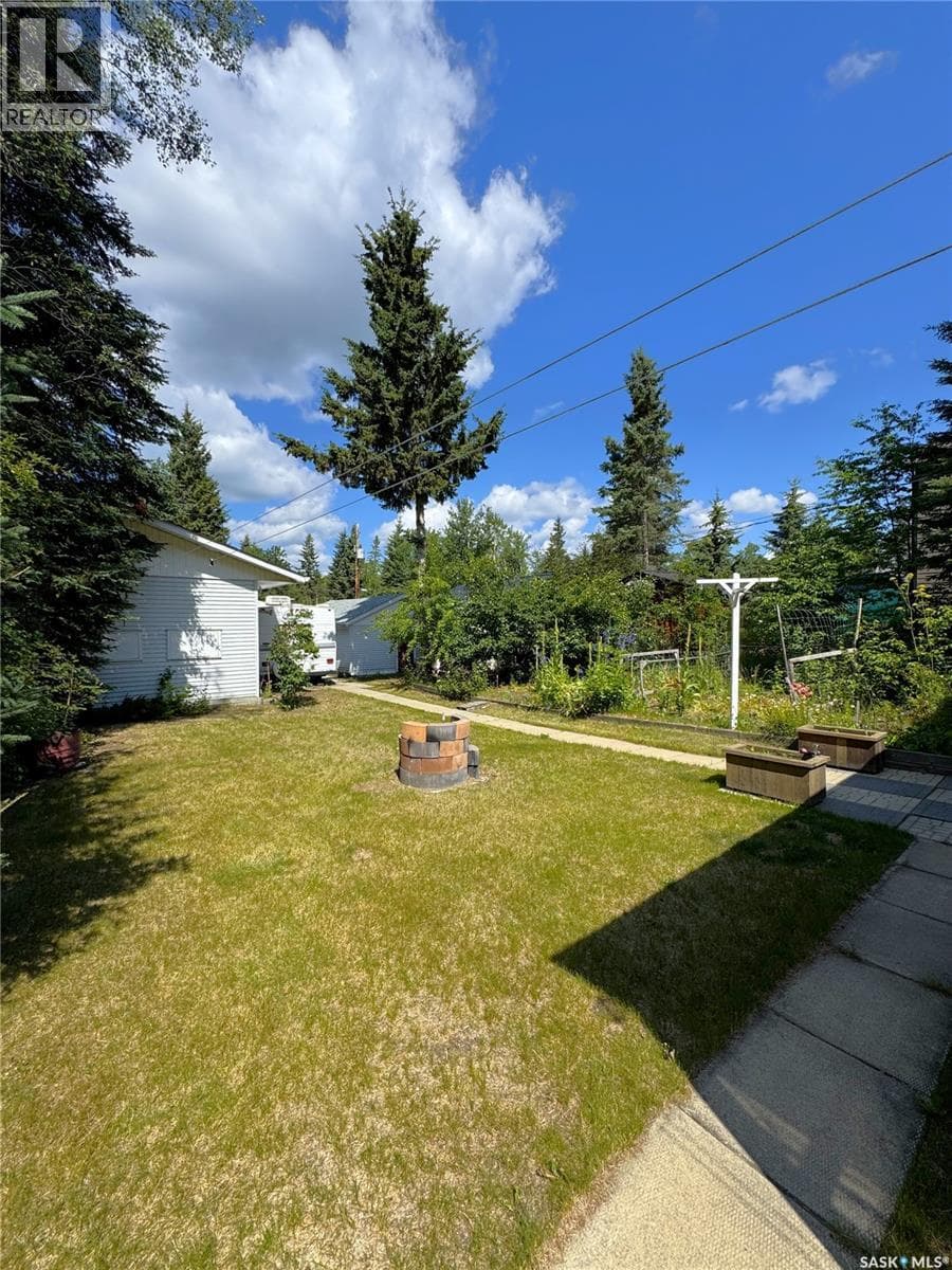 308 Francis AVENUE — photo 2