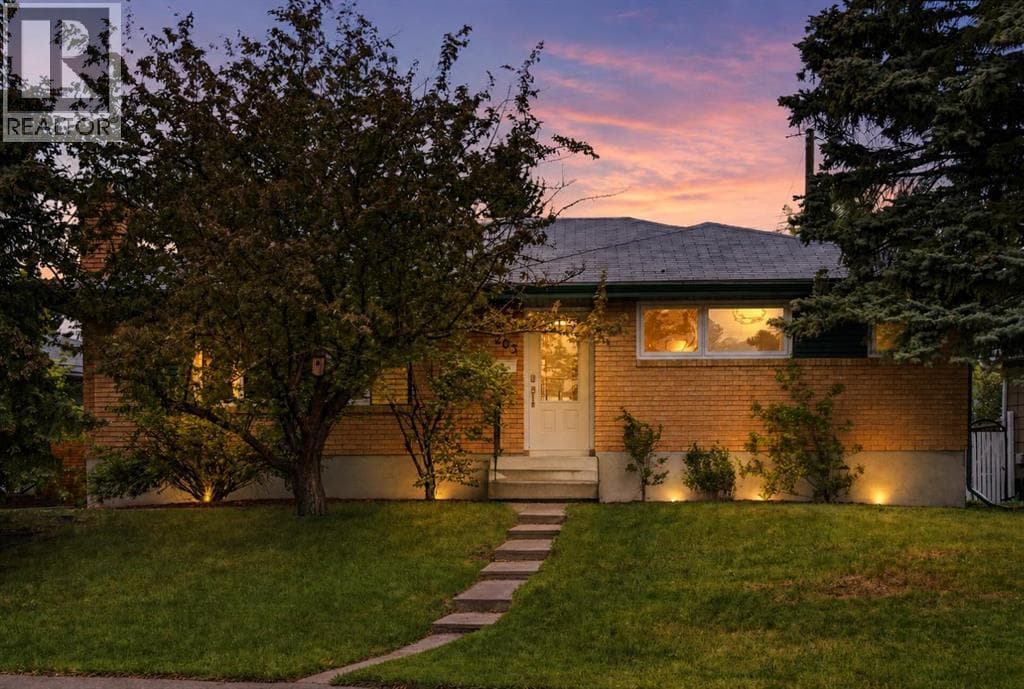 203 Southampton Drive SW