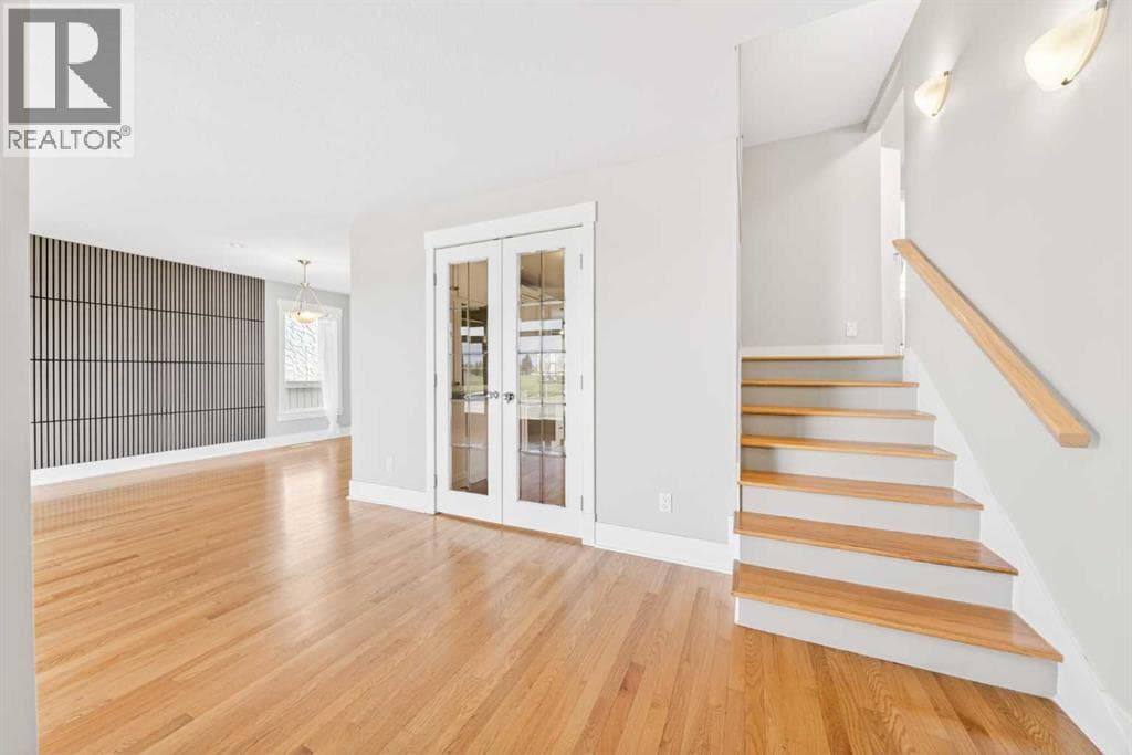 1728 Lake Bonavista Drive SE — photo 4