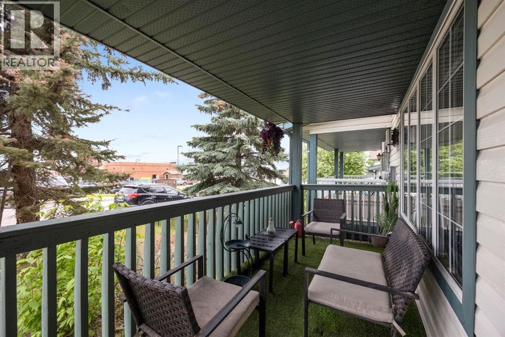 240 Sitka Drive — photo 2
