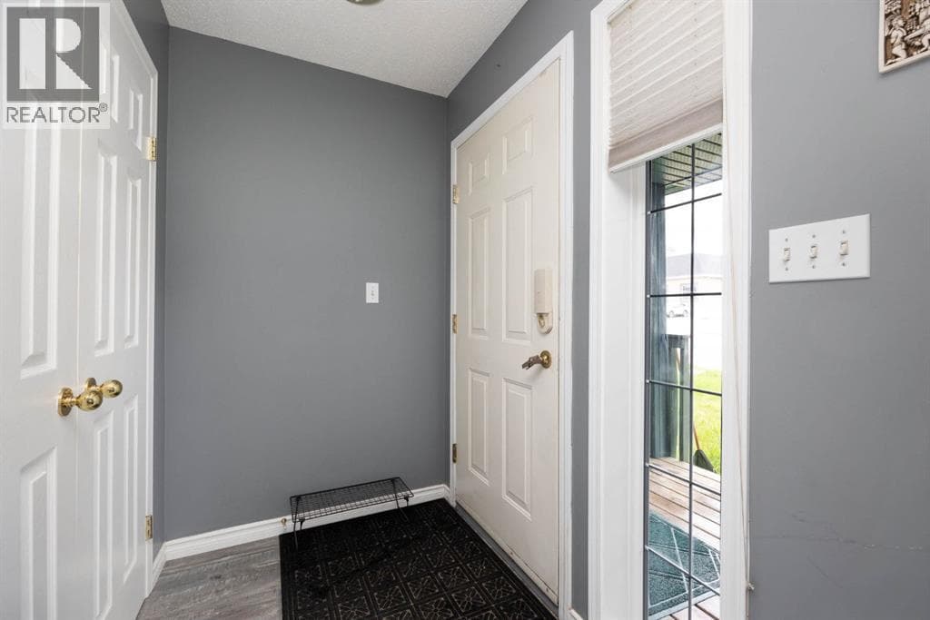 240 Sitka Drive — photo 3