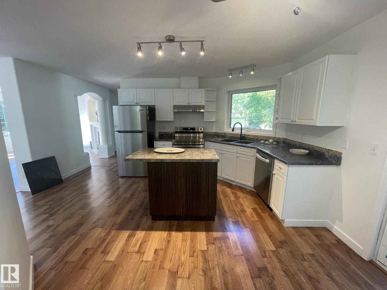 #2 1295 CARTER CREST RD NW — photo 5