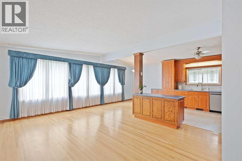 4823 Brisebois Drive NW — photo 4