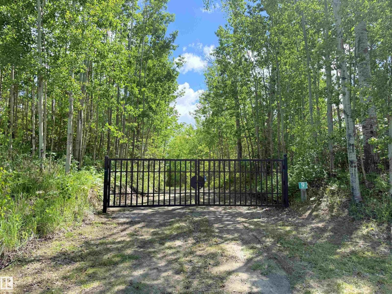#9 2414 TWP ROAD 522 — photo 4