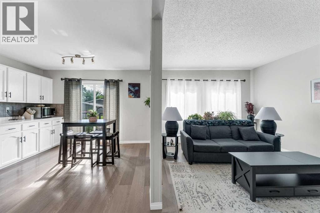 2257 Upland Drive SE — photo 5