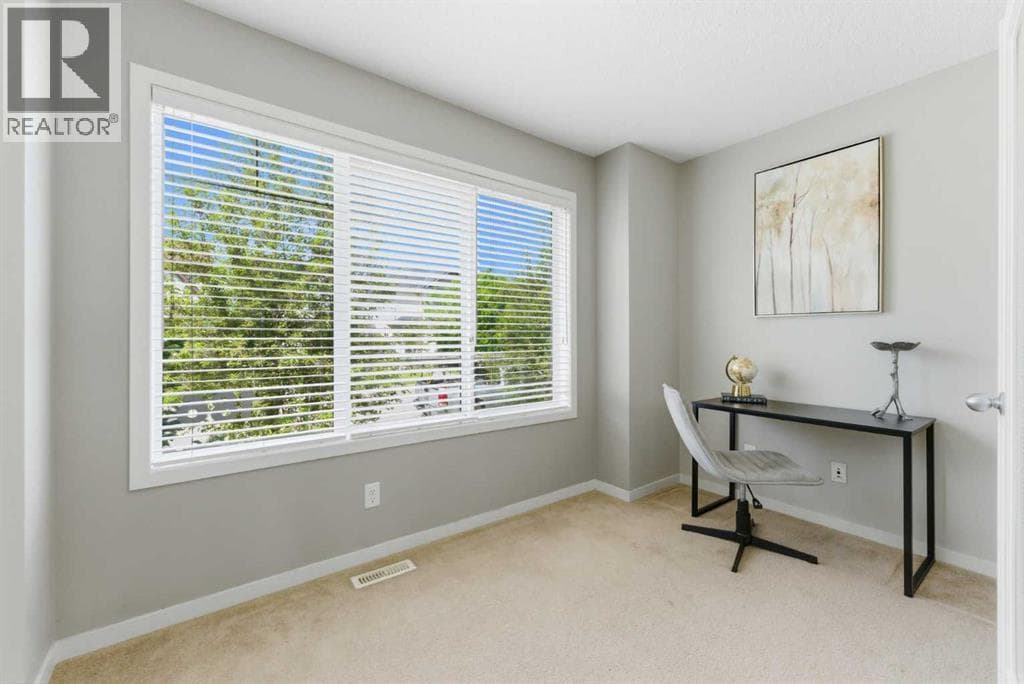 186 Cranberry Place SE — photo 3