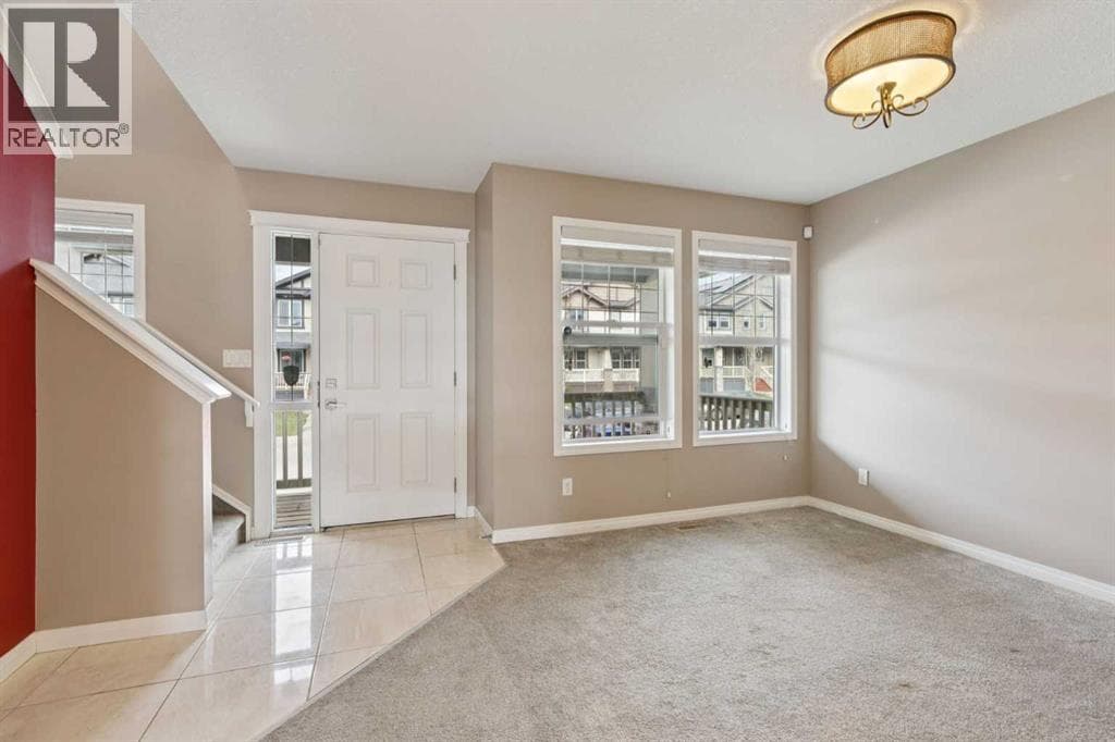 74 Skyview Point Green NE — photo 3