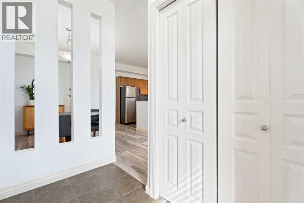 4, 153 Rockyledge View NW — photo 3