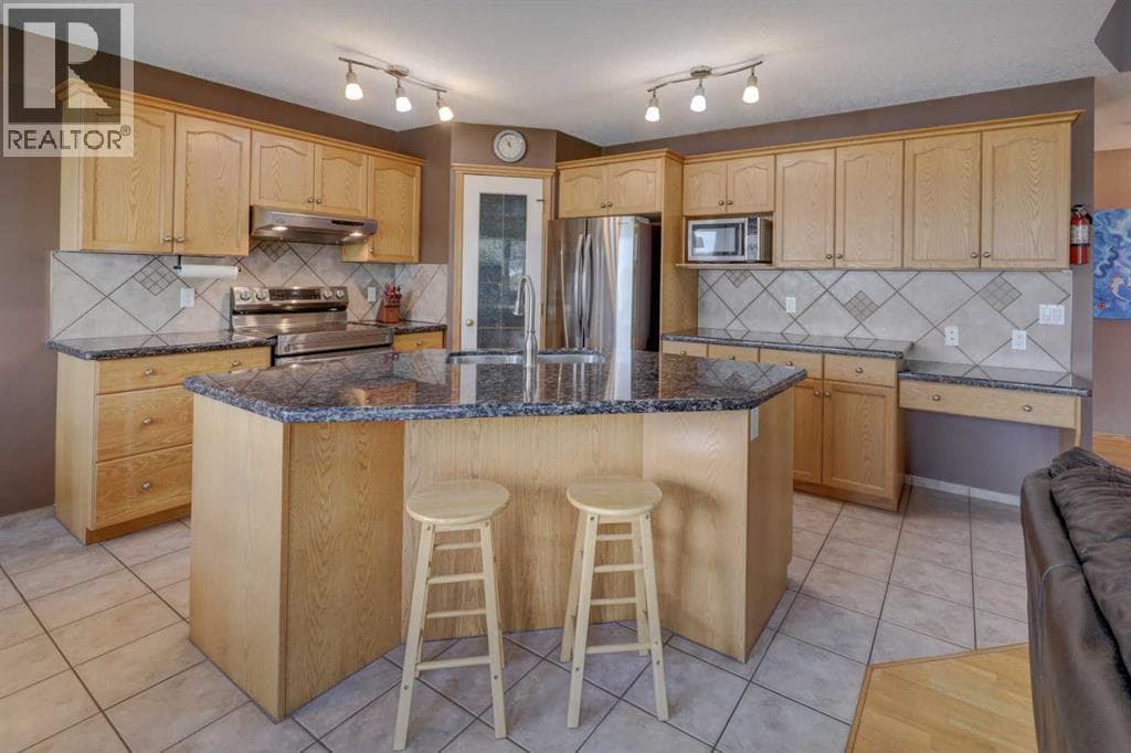 189 Citadel Crest Park NW — photo 4