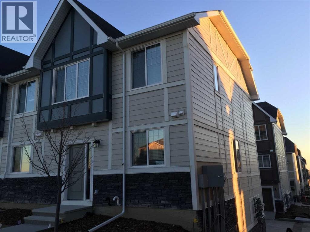972 Nolan Hill Boulevard NW — photo 2